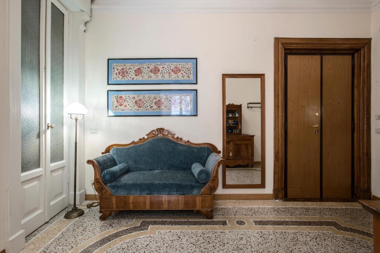 Flat Two Apartment โรม ภายนอก รูปภาพ