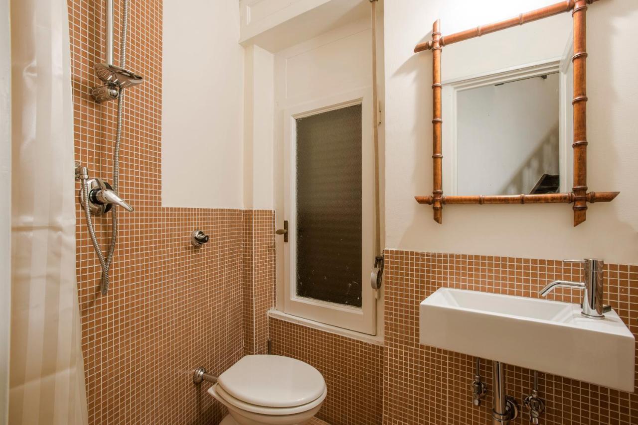 Flat Two Apartment โรม ภายนอก รูปภาพ