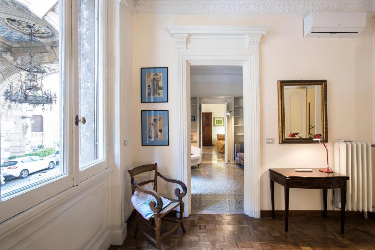 Flat Two Apartment โรม ภายนอก รูปภาพ